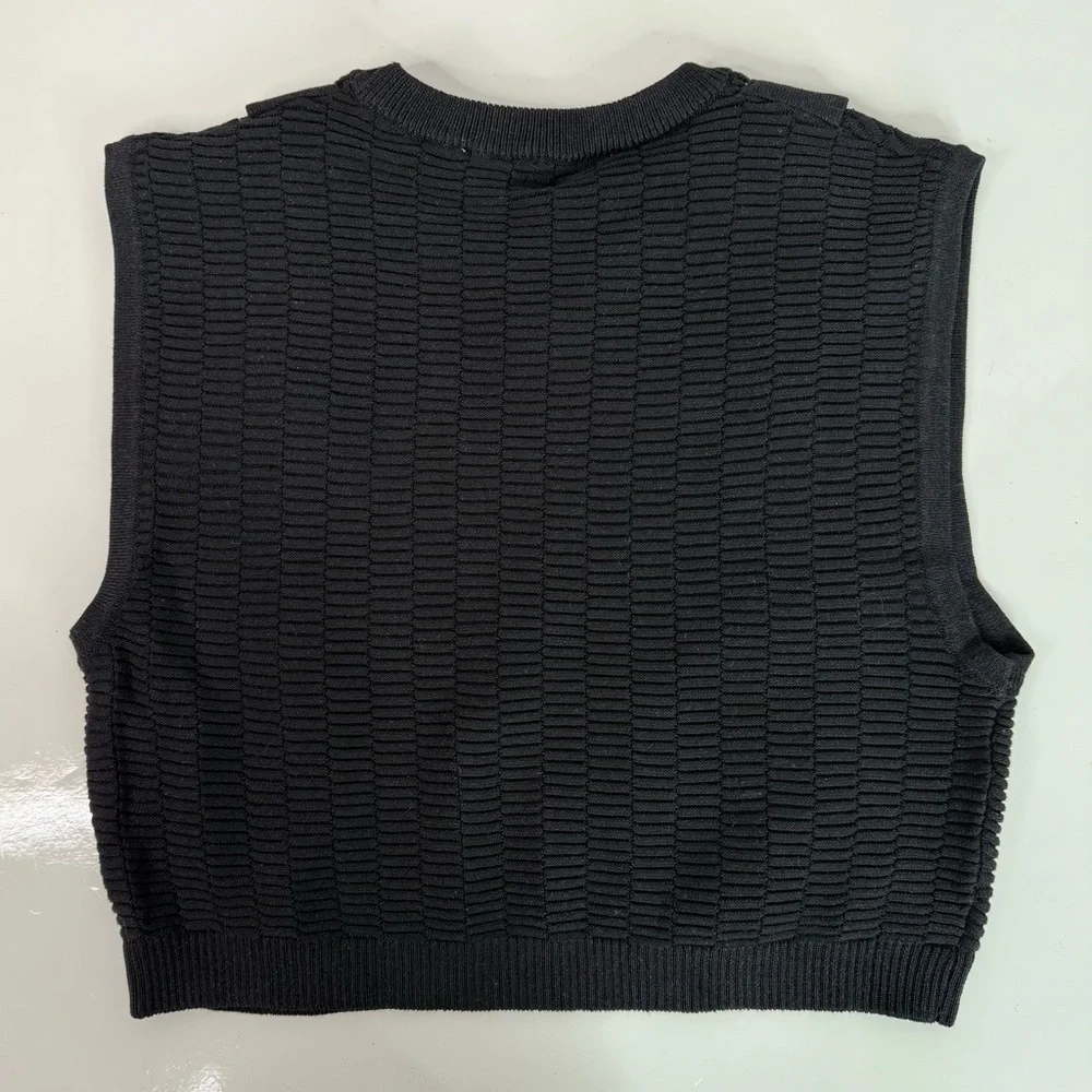 NEW ZARA S Black Sleeveless Crop Top Knit Vest Gold Button Accents Small NWT - Picture 13 of 15